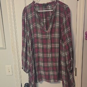 Lane Bryant Pink, Gray And White Plaid Asymmetrical 3/4 Sleeve Blouse Sz 18/20